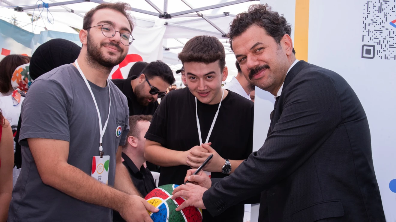 Tanışma Şenliği, Rektörümüz Prof. Dr. Hüseyin Yılmaz'ın açılış konuşmasıyla başladı